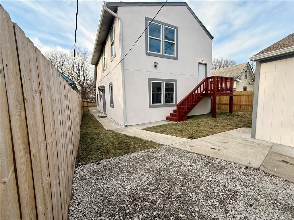 2315 Brighton Avenue — photo 9