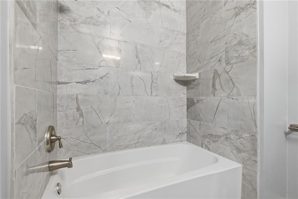 2315 Brighton Avenue — photo 12