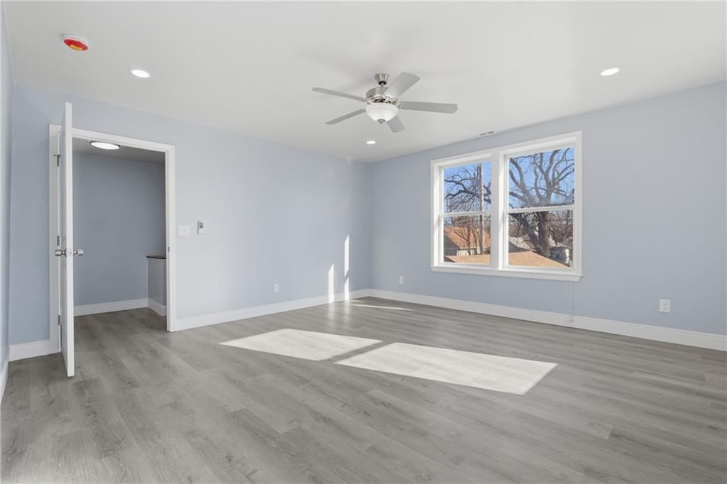 2315 Brighton Avenue — photo 17