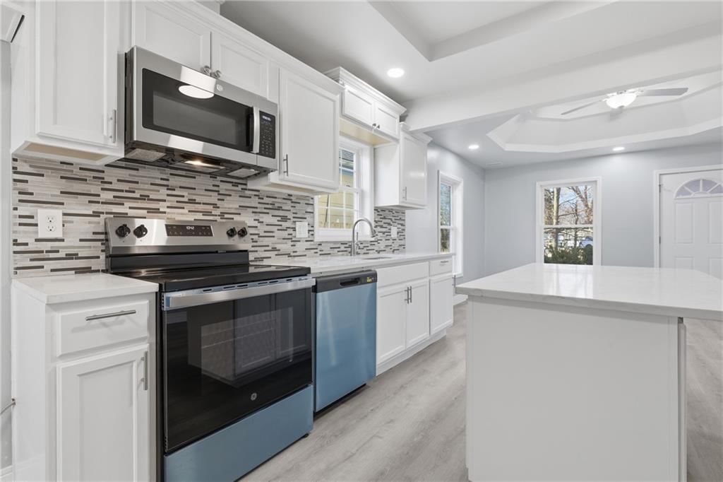 2315 Brighton Avenue — photo 23