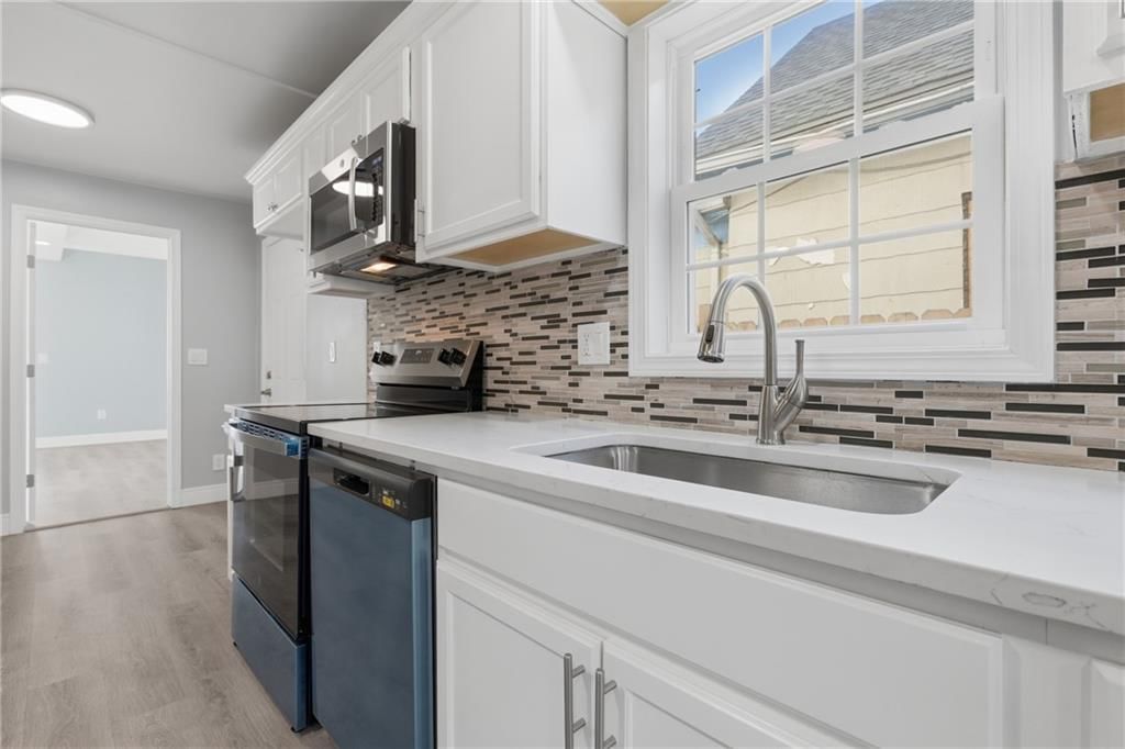 2315 Brighton Avenue — photo 25