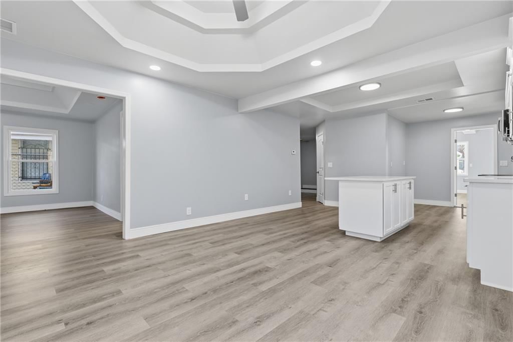 2315 Brighton Avenue — photo 26