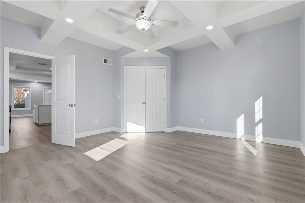 2315 Brighton Avenue — photo 30