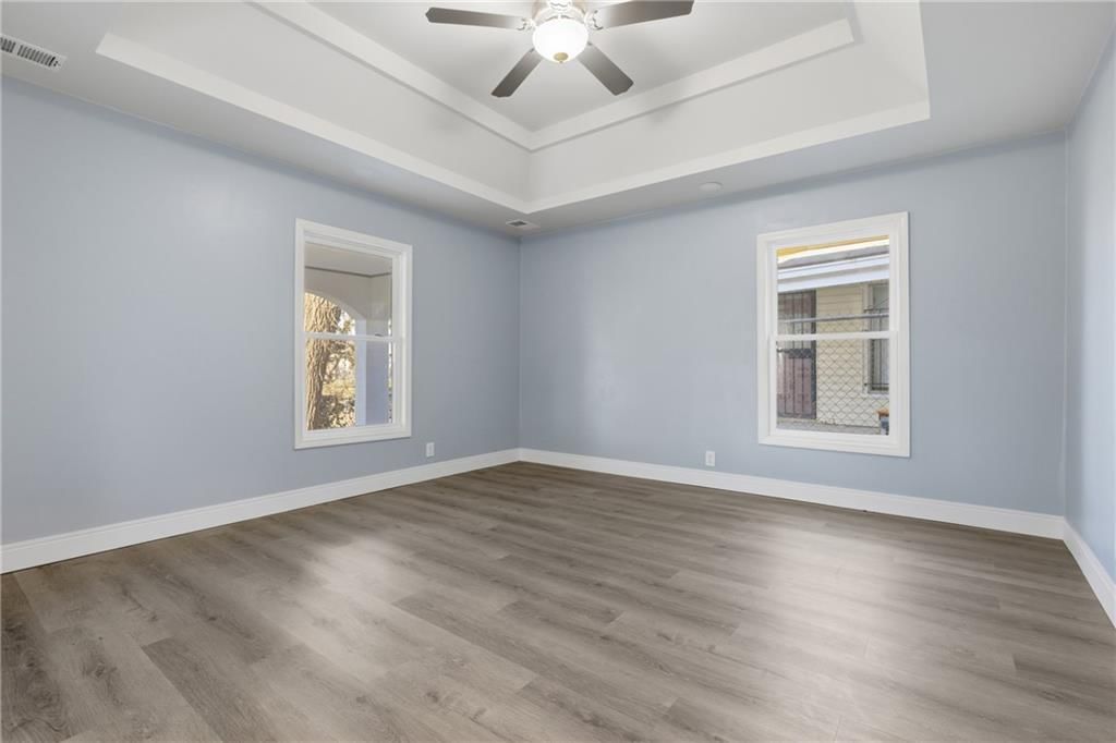 2315 Brighton Avenue — photo 33