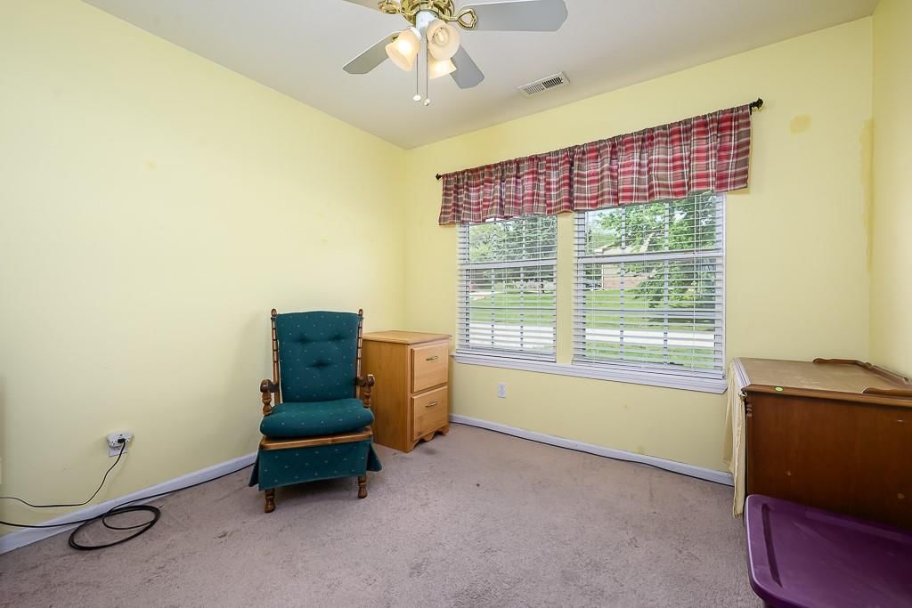 101 S Delaware Street — photo 13