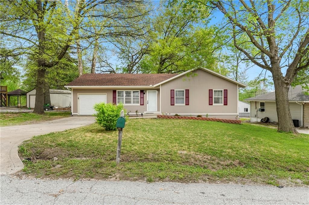 509 Sycamore Drive — photo 2
