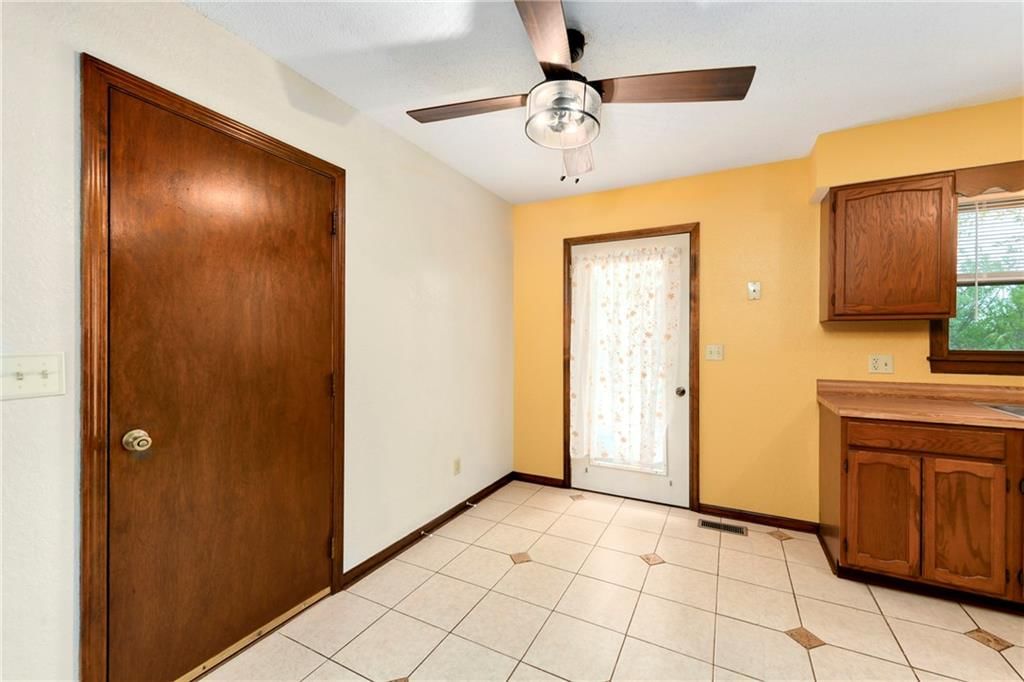 509 Sycamore Drive — photo 8