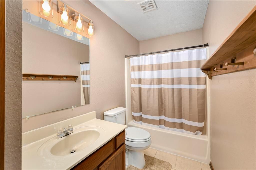 509 Sycamore Drive — photo 17