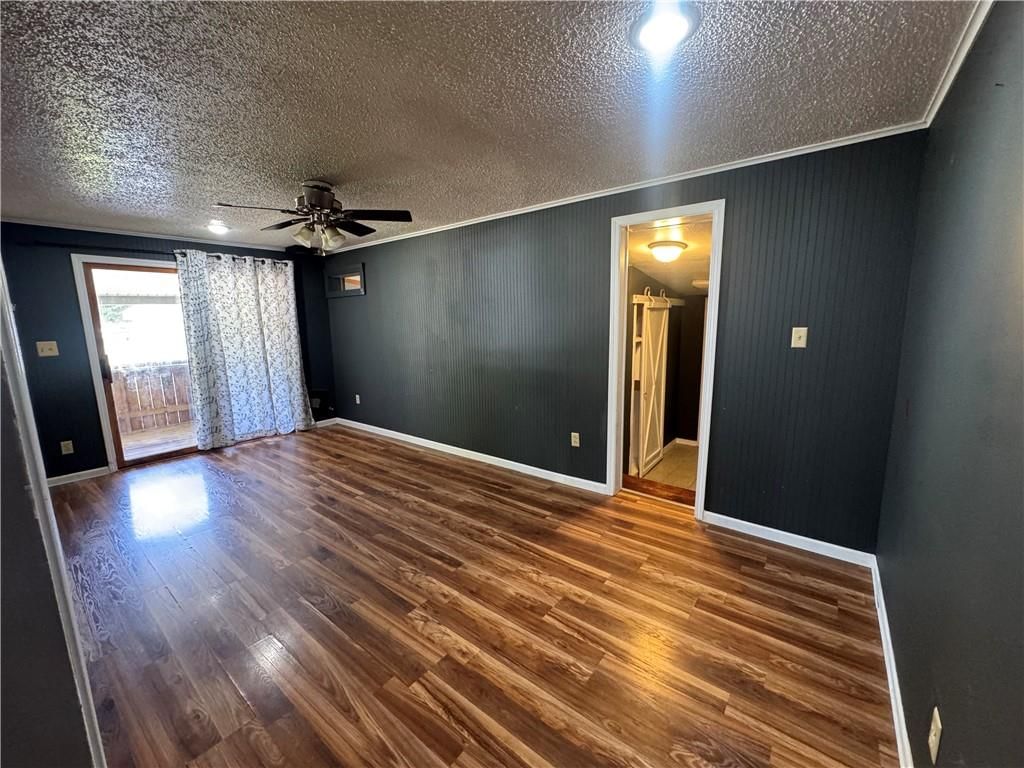 489 Fieldcrest Drive — photo 7