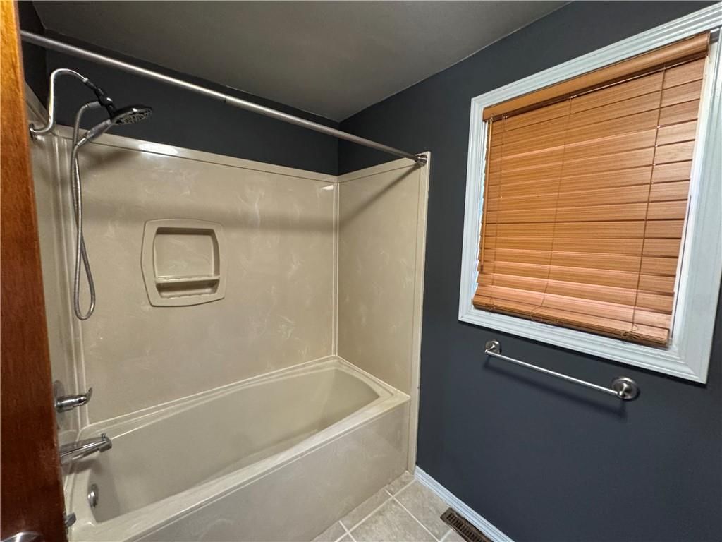 489 Fieldcrest Drive — photo 10