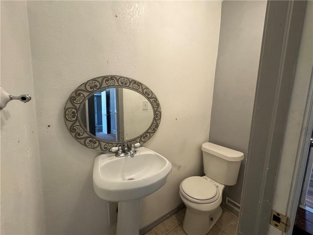 489 Fieldcrest Drive — photo 16