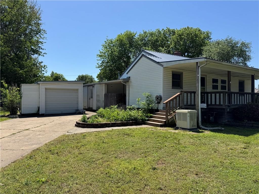 489 Fieldcrest Drive — photo 34