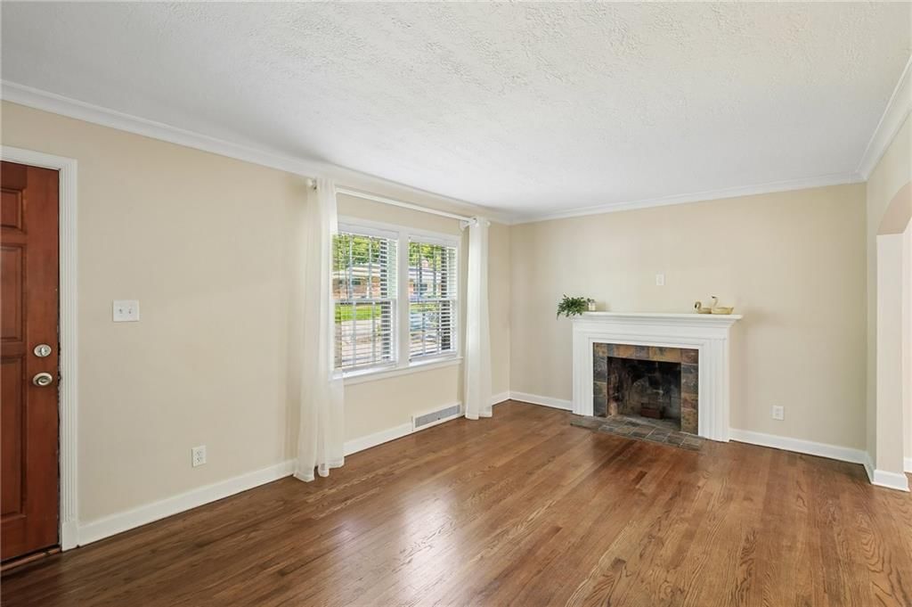 5801 Woodward Street — photo 7