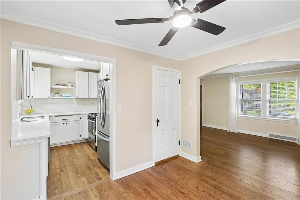 5801 Woodward Street — photo 10