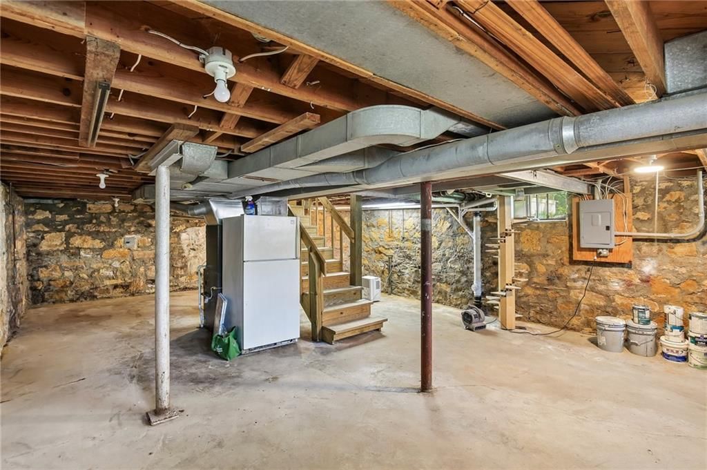 5801 Woodward Street — photo 31