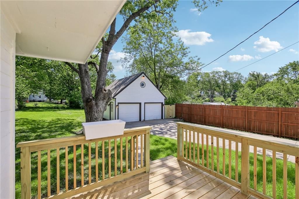 5801 Woodward Street — photo 32