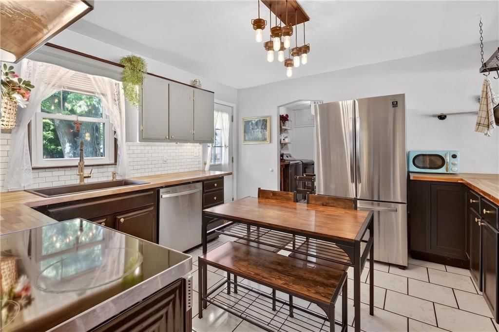 429 N Prewitt Street — photo 8