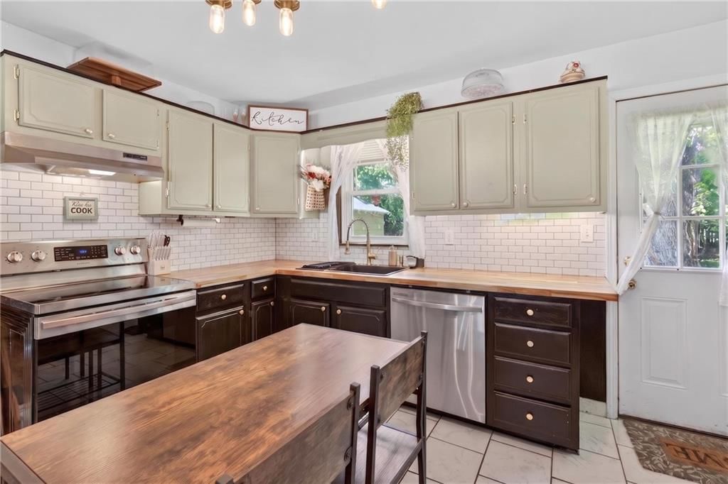 429 N Prewitt Street — photo 11