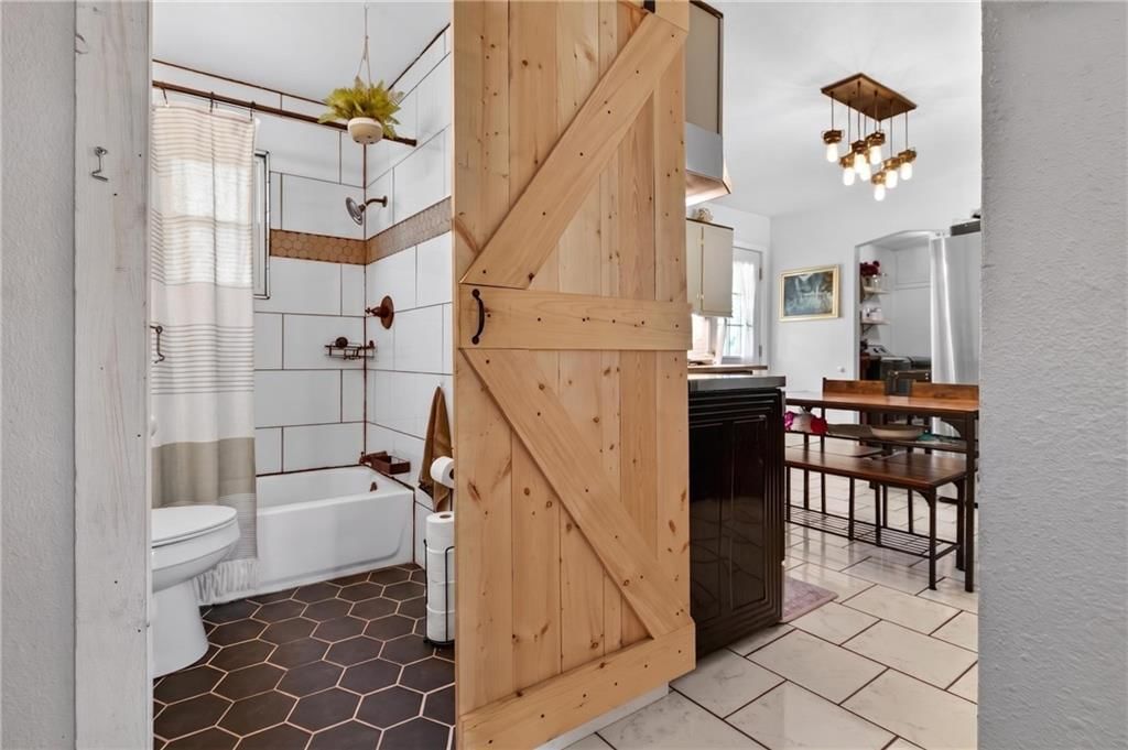429 N Prewitt Street — photo 13