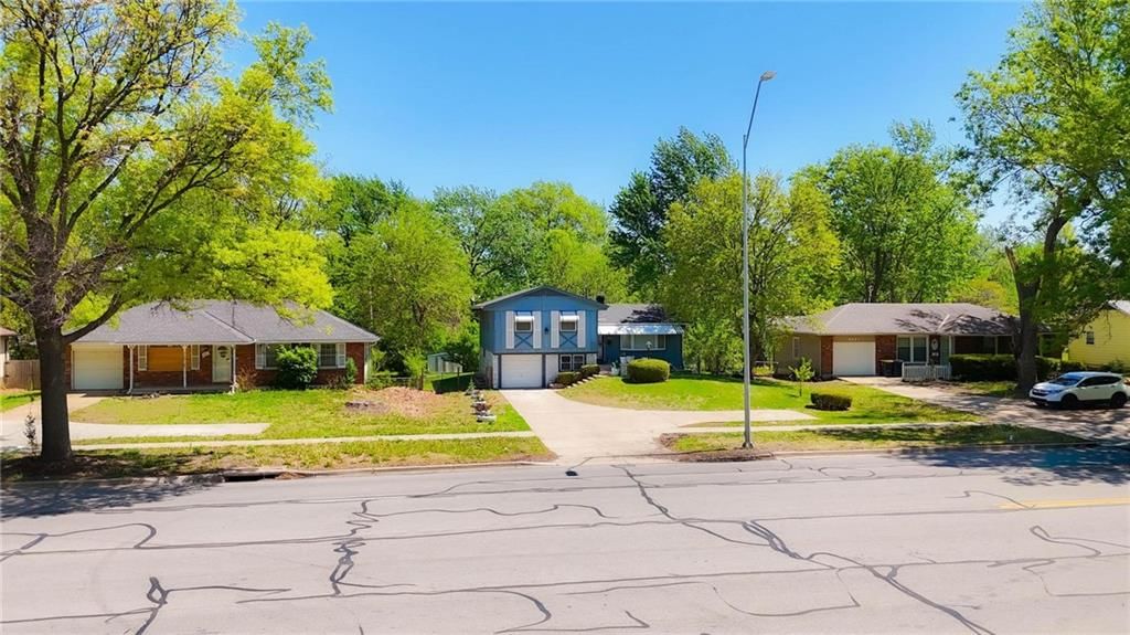 9005 Blue Ridge Boulevard — photo 4