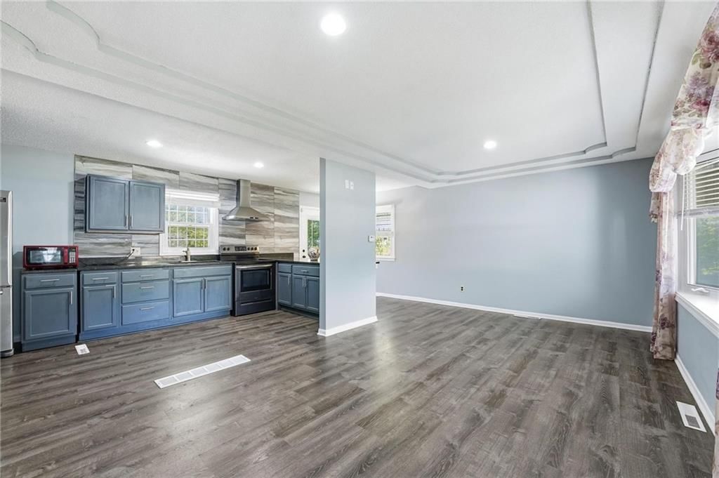 9005 Blue Ridge Boulevard — photo 9