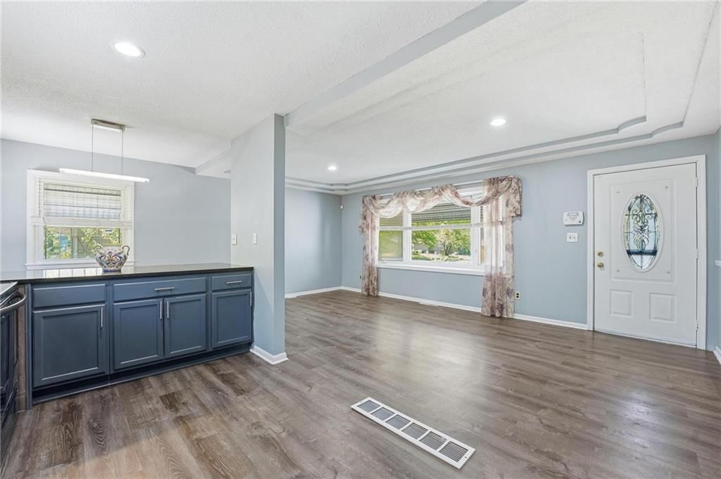 9005 Blue Ridge Boulevard — photo 13