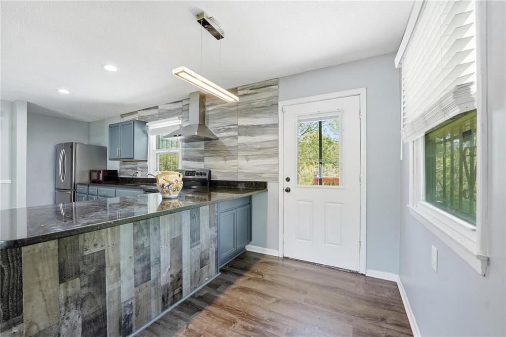 9005 Blue Ridge Boulevard — photo 16