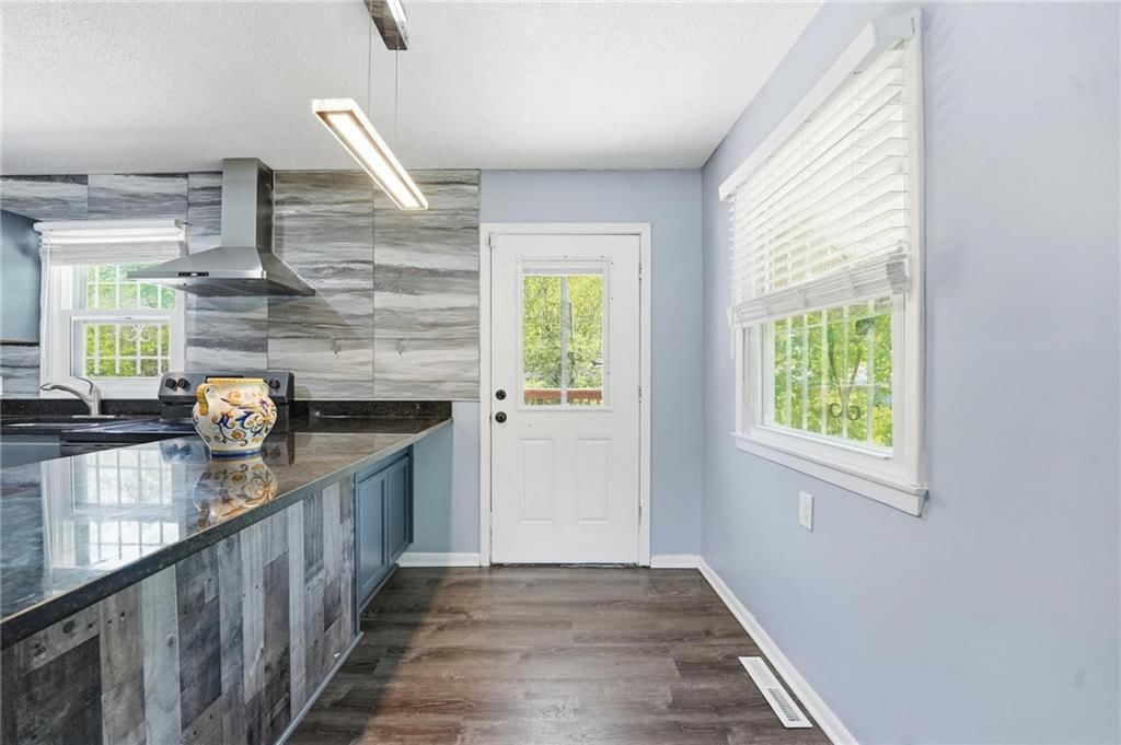 9005 Blue Ridge Boulevard — photo 17