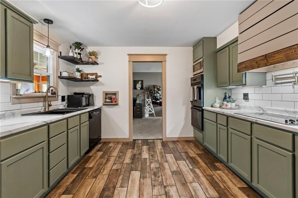 302 E Richardson Street — photo 10