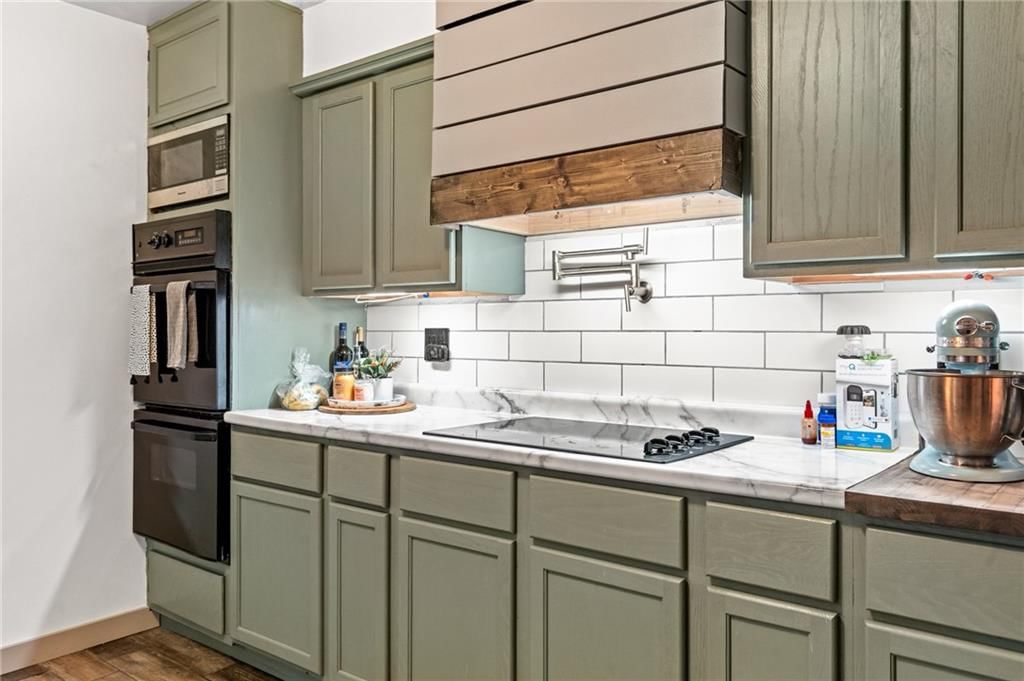302 E Richardson Street — photo 12