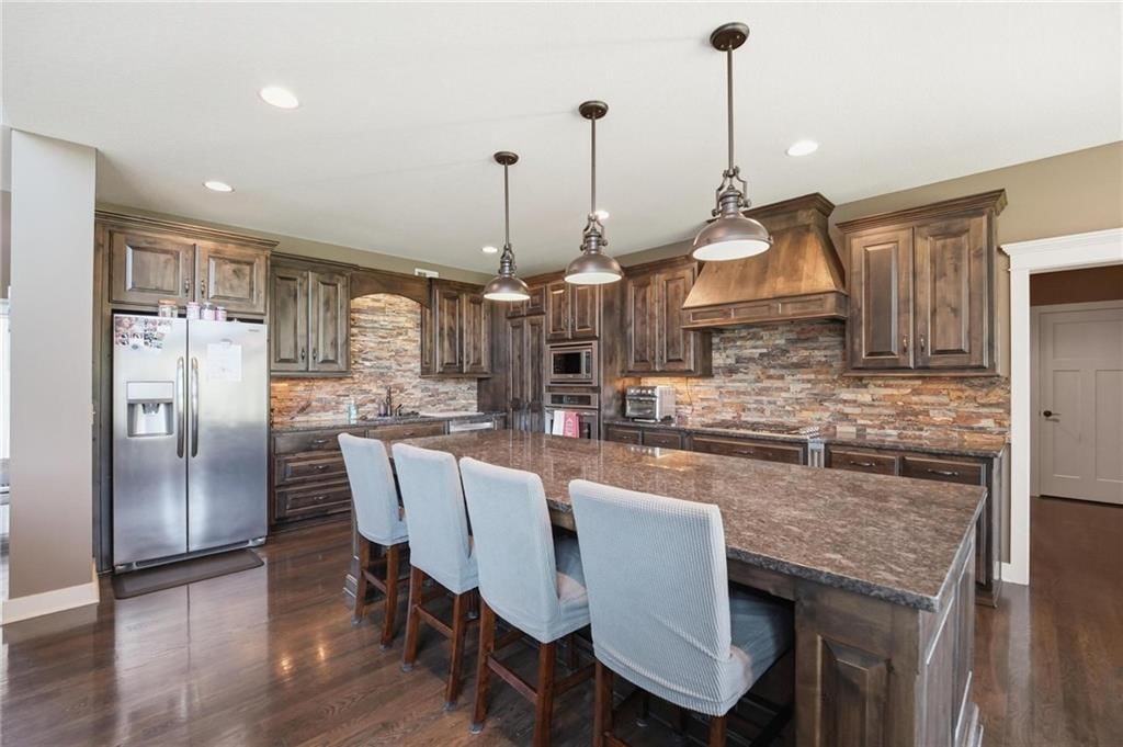 10509 N Hedges Avenue — photo 11