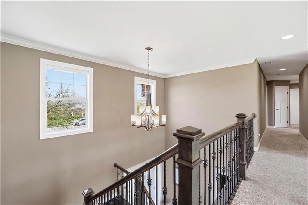 10509 N Hedges Avenue — photo 25