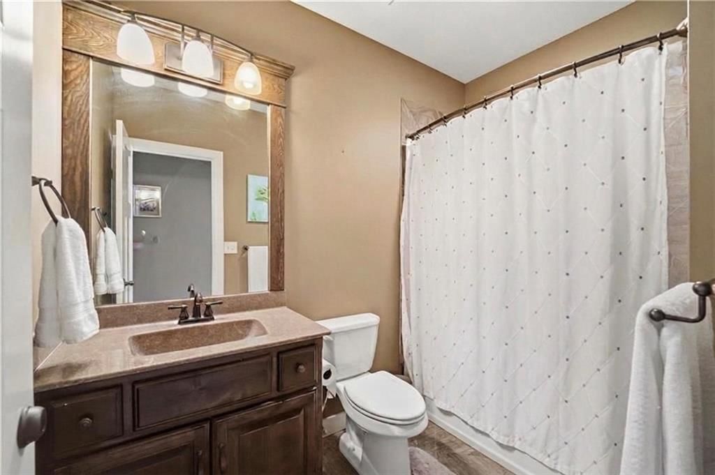 10509 N Hedges Avenue — photo 36