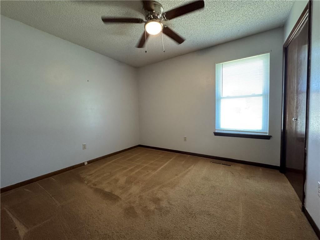 808 S Hugh Street — photo 6