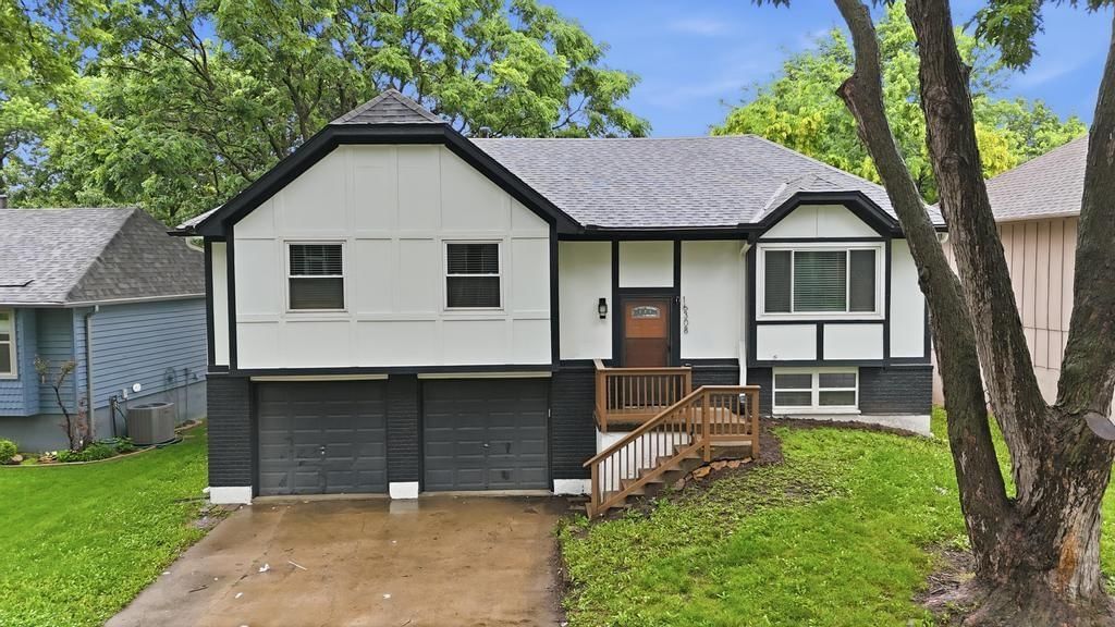16308 W 125 Terrace — photo 3