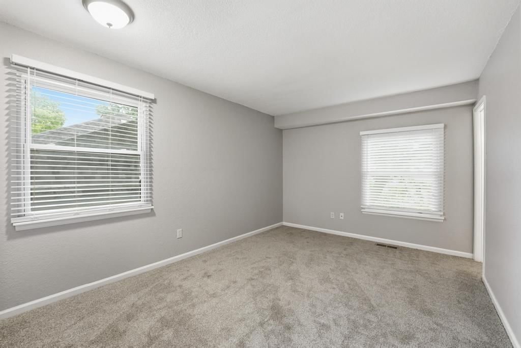 16308 W 125 Terrace — photo 26