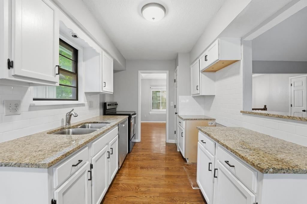 16308 W 125 Terrace — photo 31