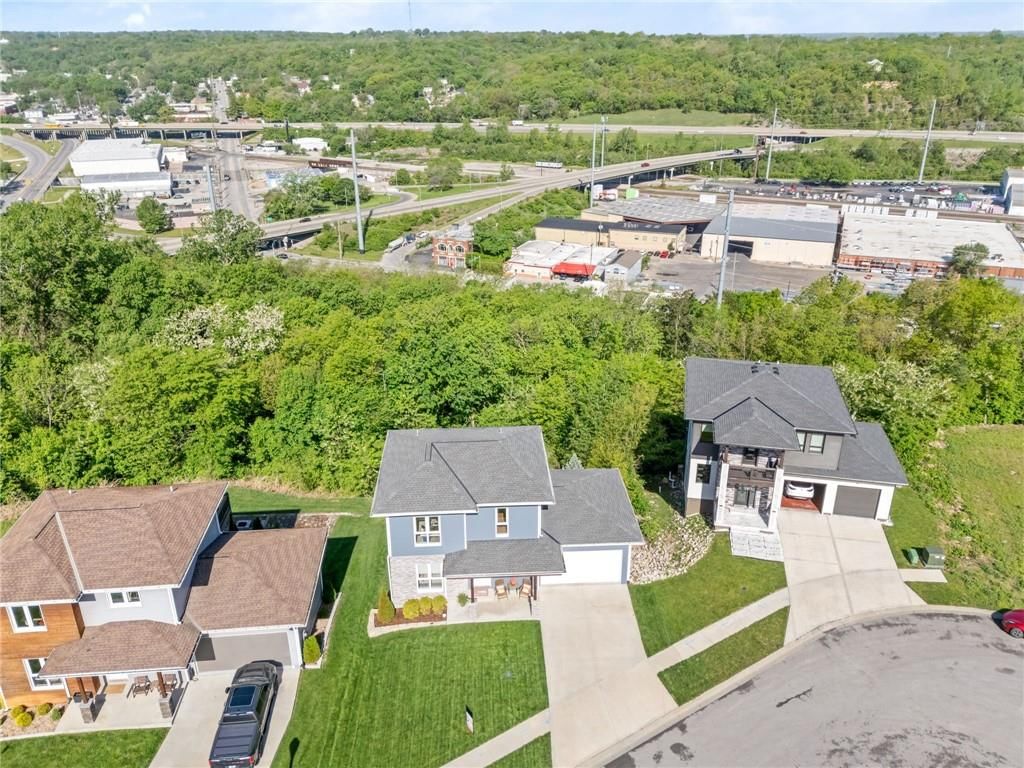 3728 Thompson Circle — photo 3