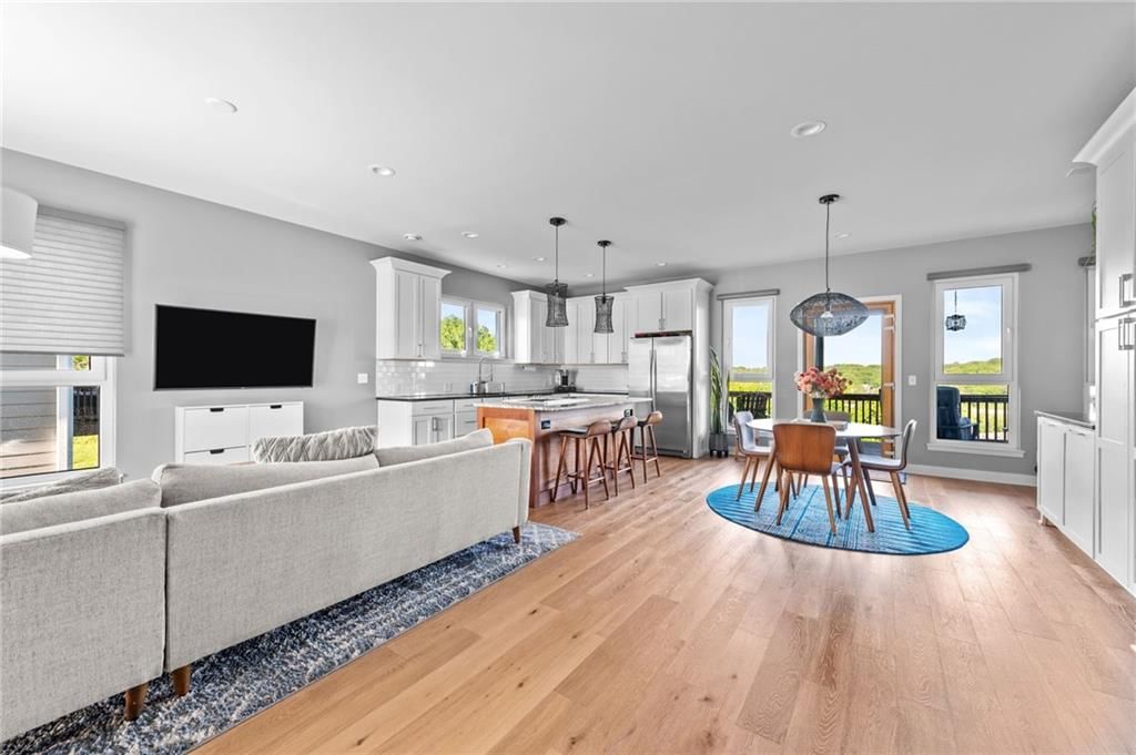 3728 Thompson Circle — photo 6
