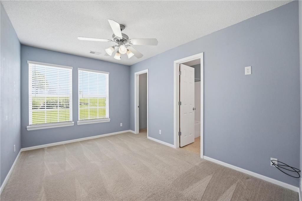8335 N Kensington Avenue — photo 18