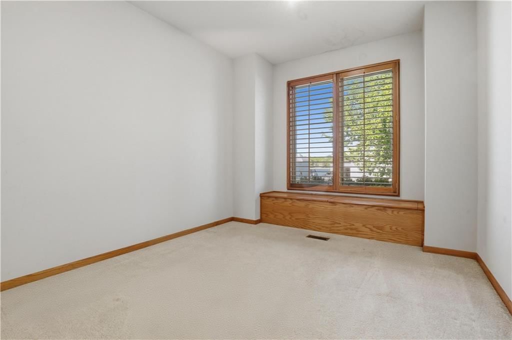 4536 SW Gull Point Drive — photo 6