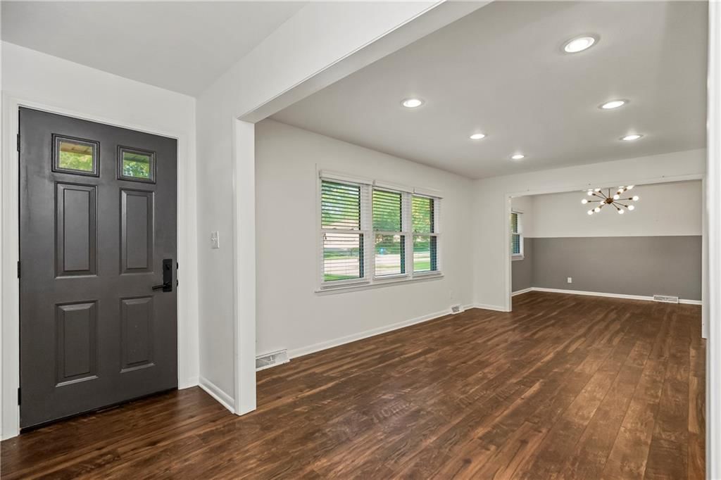 1306 NE 77th Street — photo 3