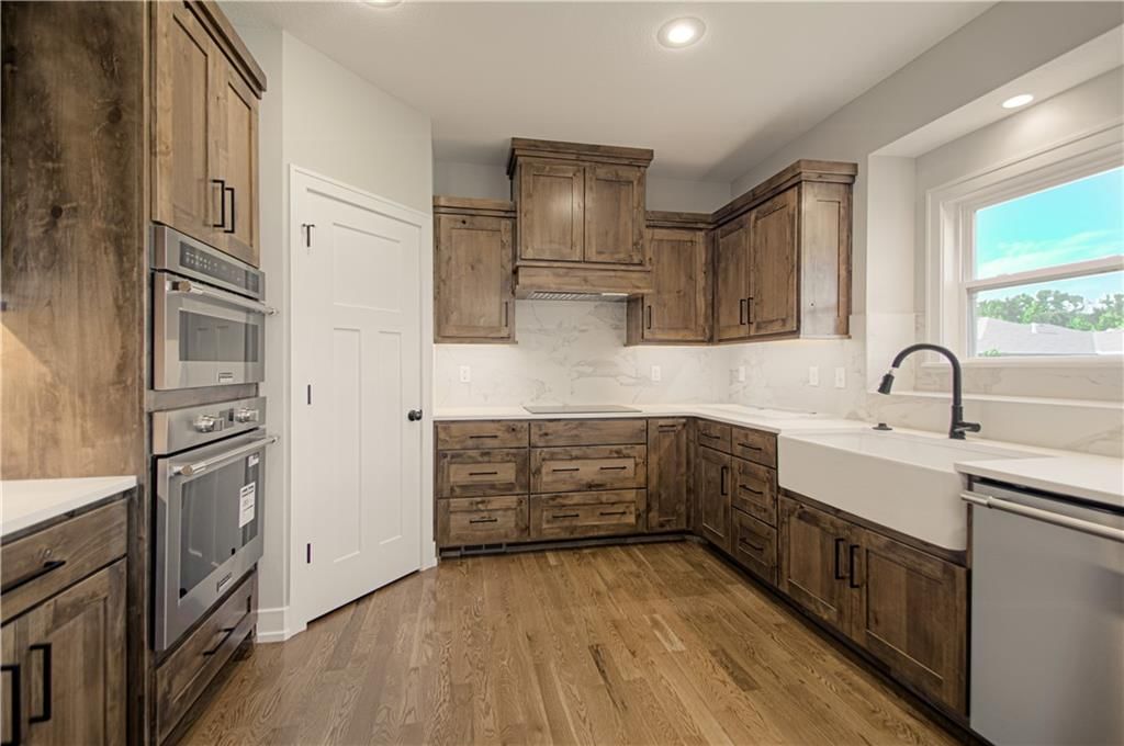 2344 Foxtail Drive — photo 11