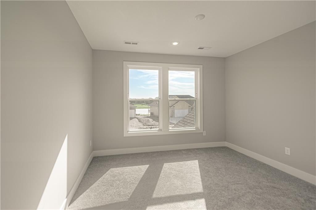 2344 Foxtail Drive — photo 33