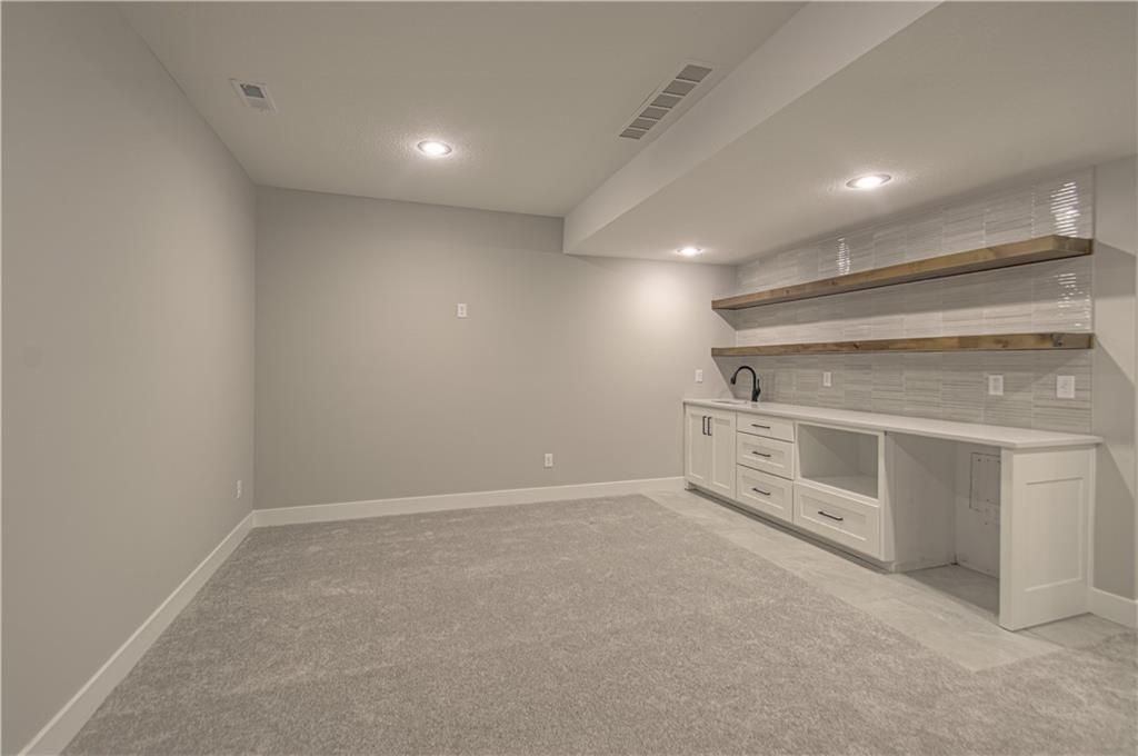 2344 Foxtail Drive — photo 38