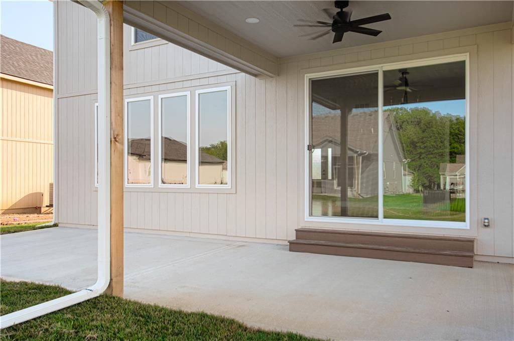 2344 Foxtail Drive — photo 43