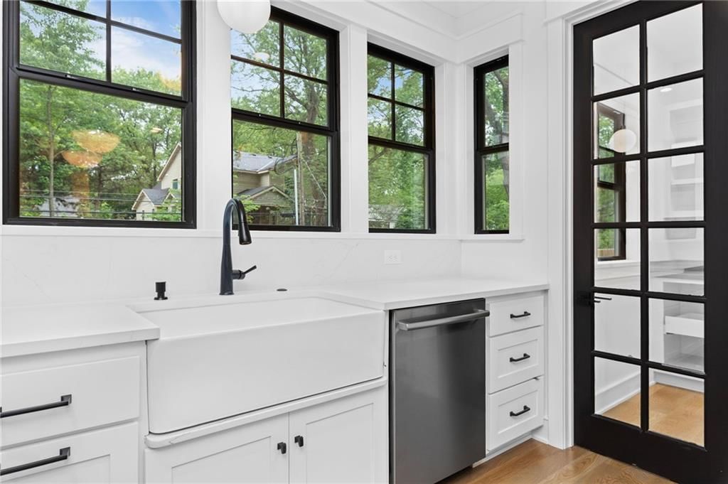 4620 W 70th Terrace — photo 9