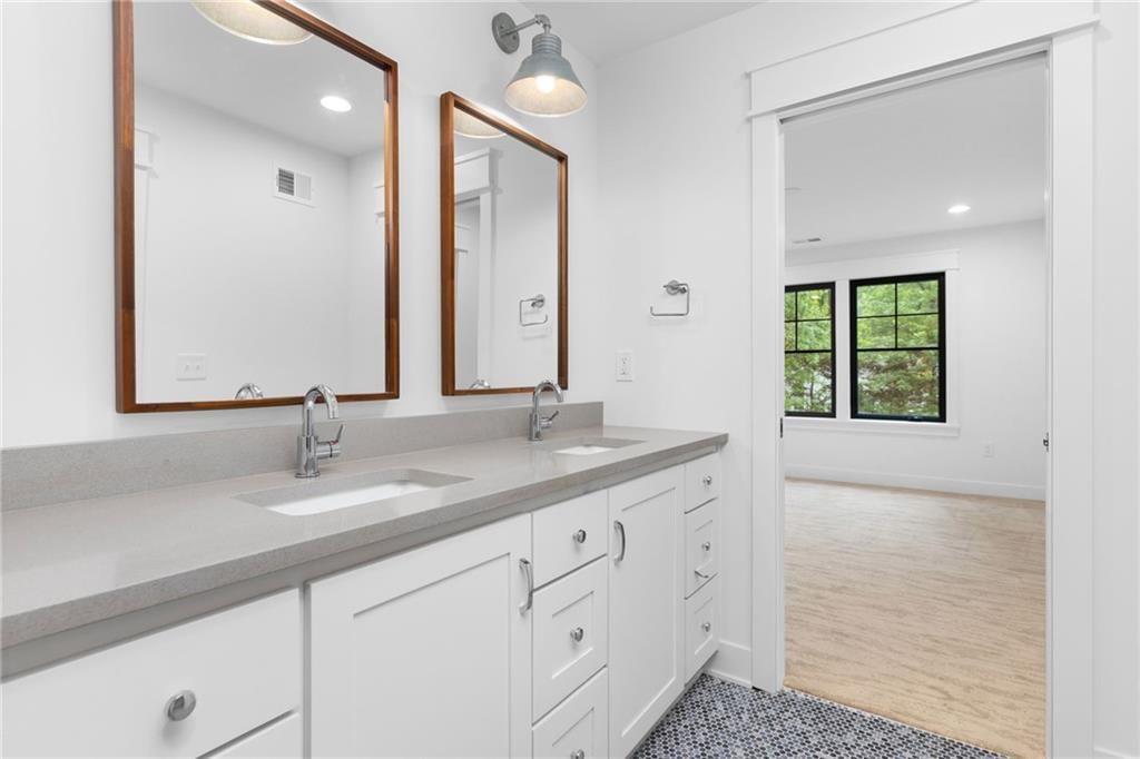 4620 W 70th Terrace — photo 23