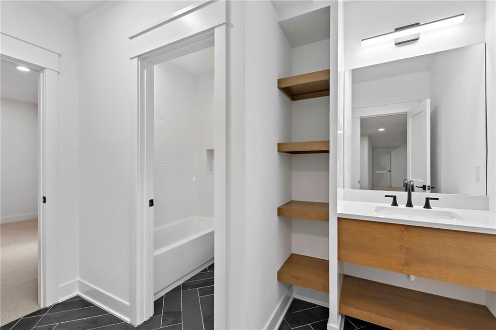 4620 W 70th Terrace — photo 32