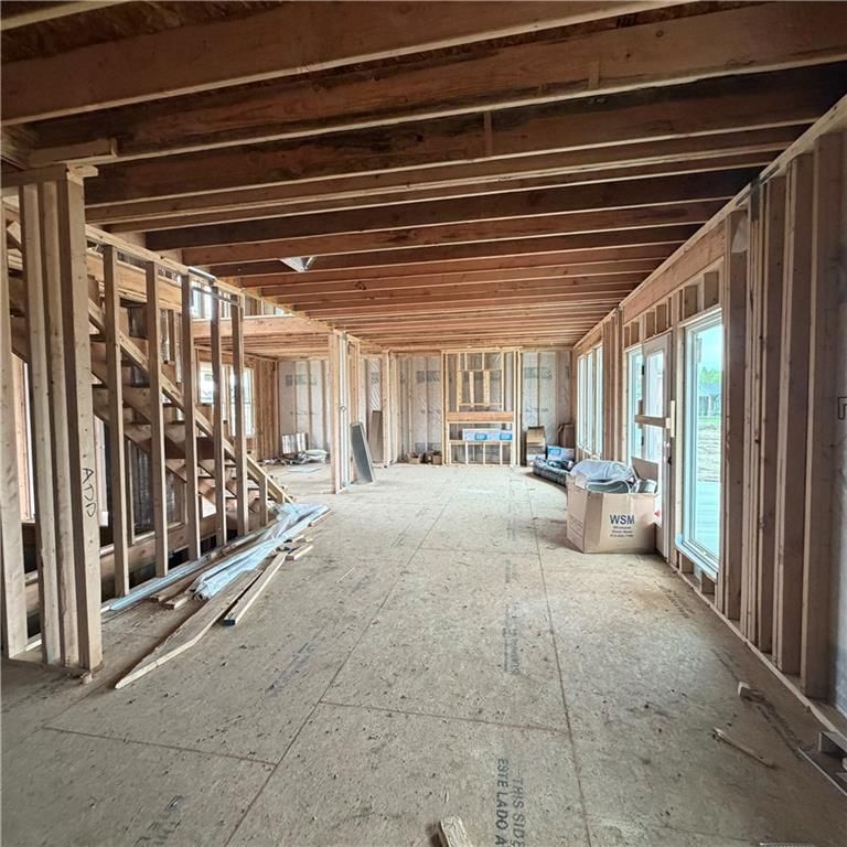 2340 Foxtail Drive — photo 2